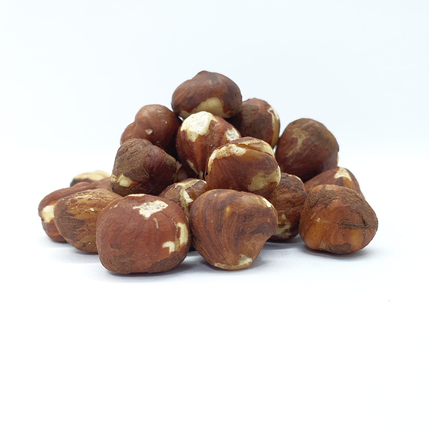 بندق خام كامل